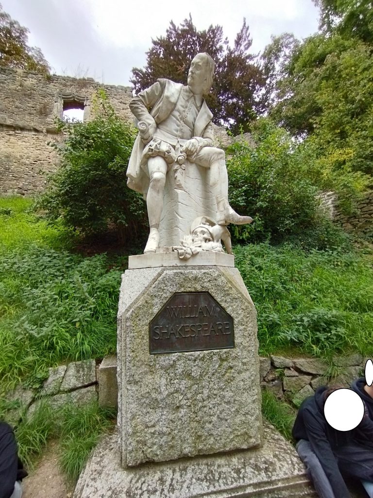 Park an der Ilm - Shakespeare-Denkmal - Weimar