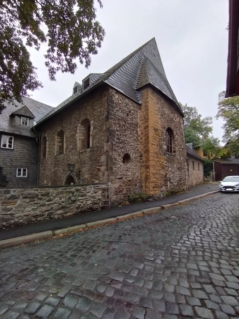 Klauskapelle und das Klaustor Goslar