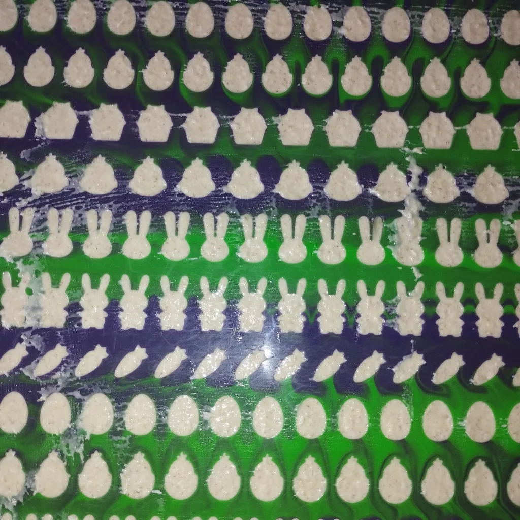 Kokos-Apfel-Osterkekse