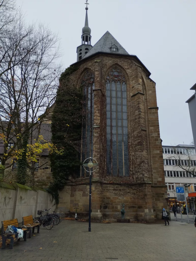 Platz von Hiroshima Dortmund - Kirche St. Johannes Baptist