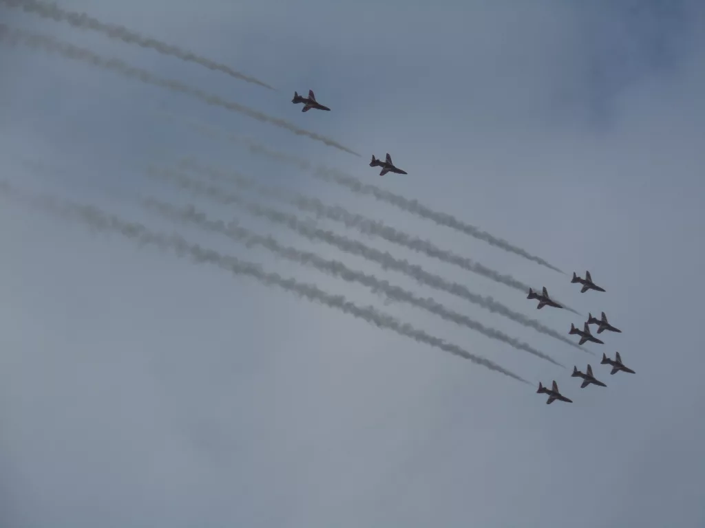 Red Arrows Air Display - Cowes Week
