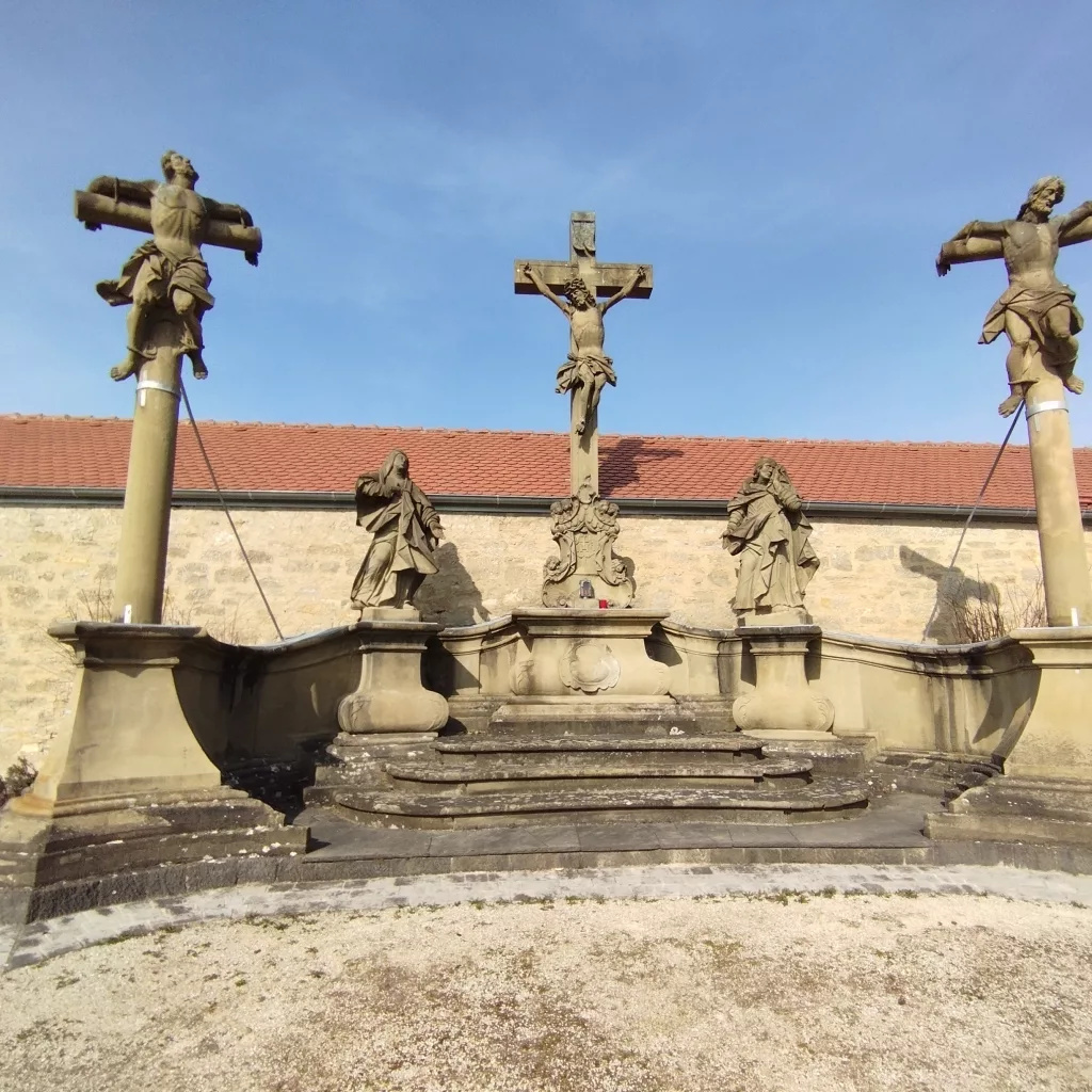 Kreuzigungsgruppe am Friedhof - Bad Neustadt an der Saale