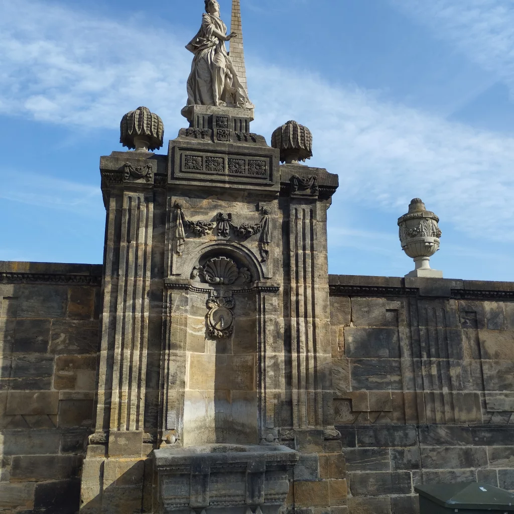 Trautmannsmauer und Brunnen an der Trautmannsmauer - Bamberg
