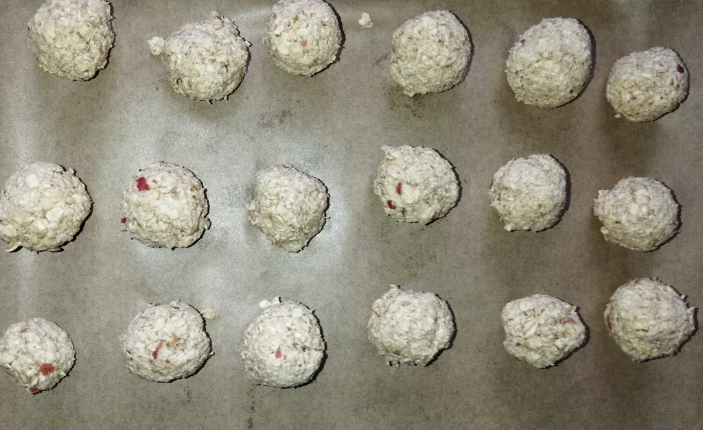 Apfel-Kokos-Bällchen für Hunde