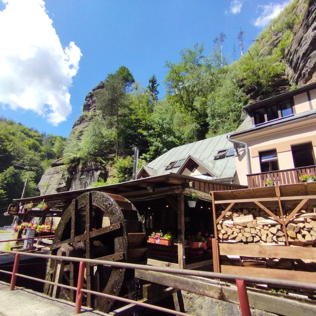 Hřensko (Herrnskretschen) in Tschechien