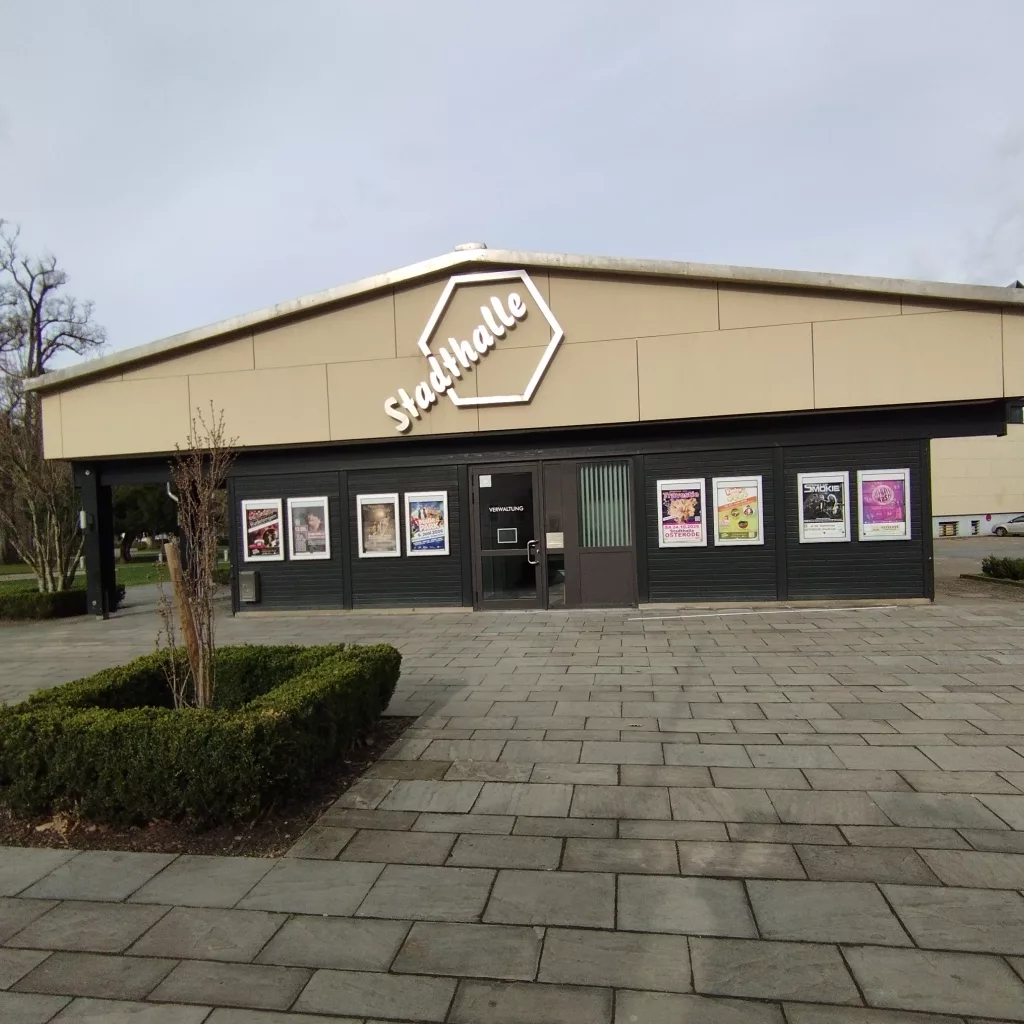 Stadthalle und Kurpark - Osterode am Harz