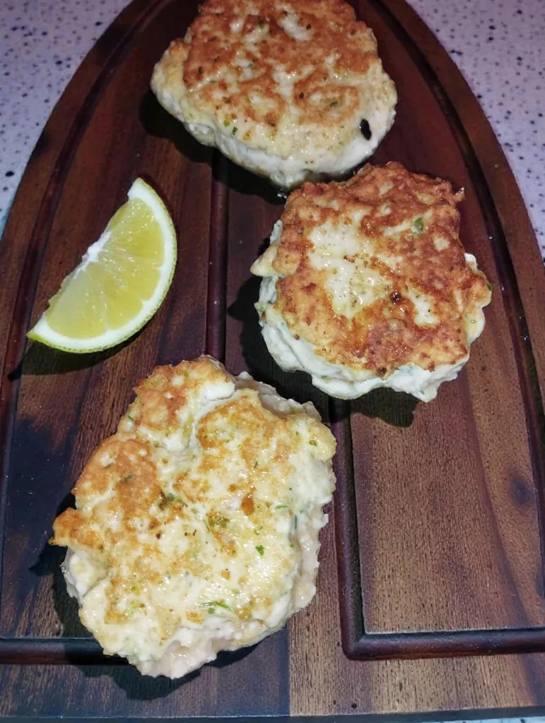 Frikadellen aus Hühnchenfleisch
