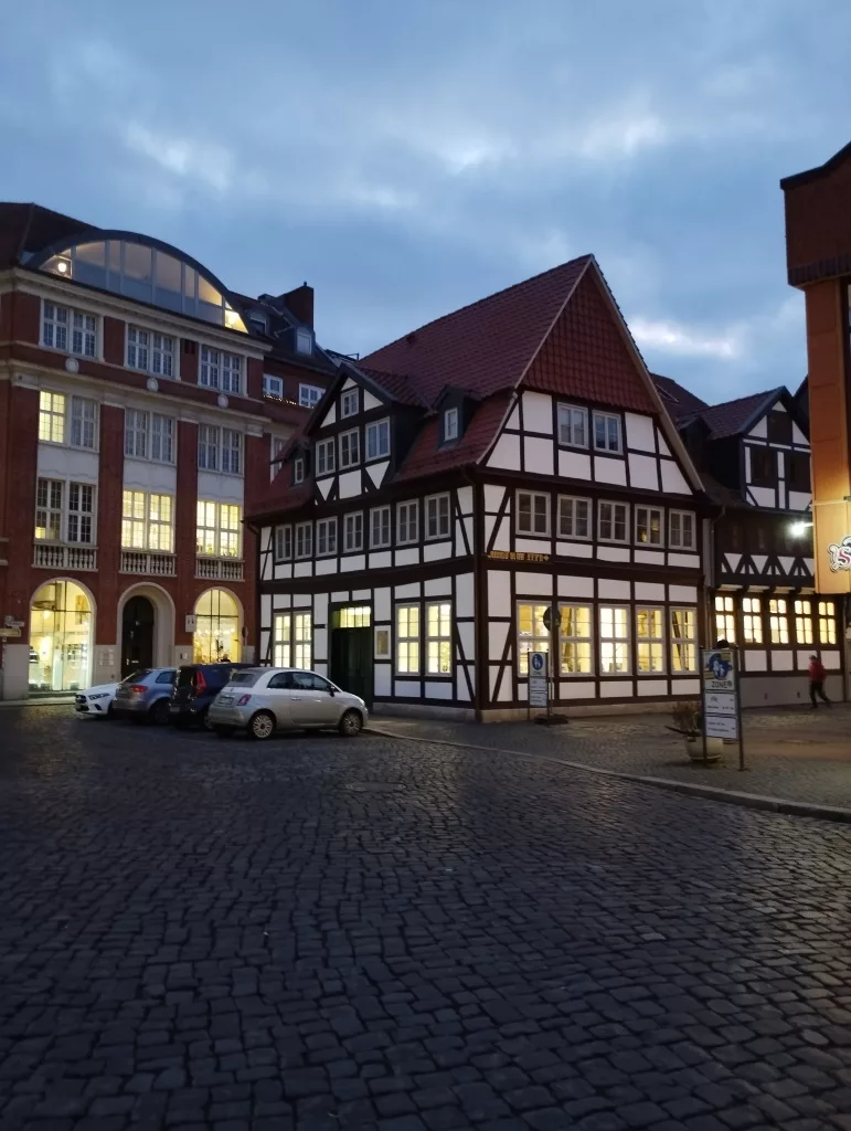 Ältestes durch eine Inschrift datiertes Fachwerkhaus - Braunschweig