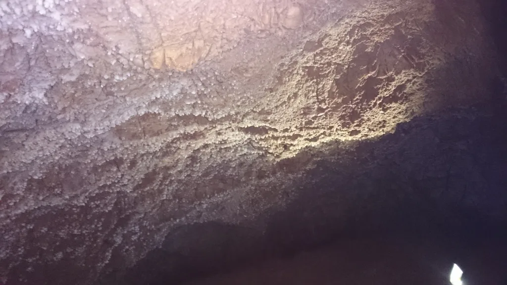 Kubacher Kristallhöhle